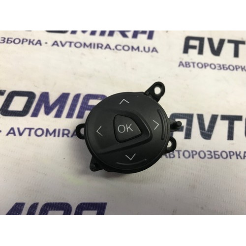 Кнопка керма багатофункціональна Ford Focus 3 2011-2017 AM5T14K147AA